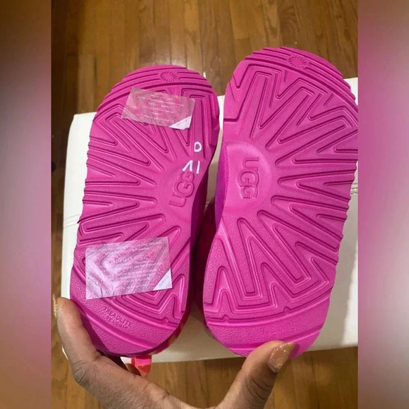 Uggs Kids Fluff Mini Quilted Zebra Kids Slippers Sz 3 - Picture 5 of 8